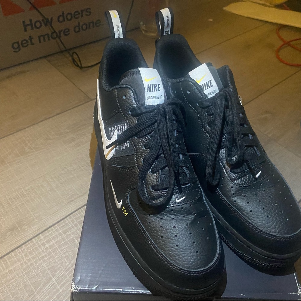 Nike Air Force 1 '07 LV8 Utility Black - Picture 6 of 6